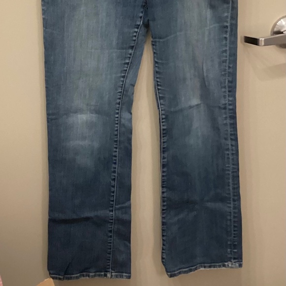 Seven 7 Jeans Women's Bootcut Stretch Blue Jeans Medium Wash Size 12 Distressed - Picture 2 of 16